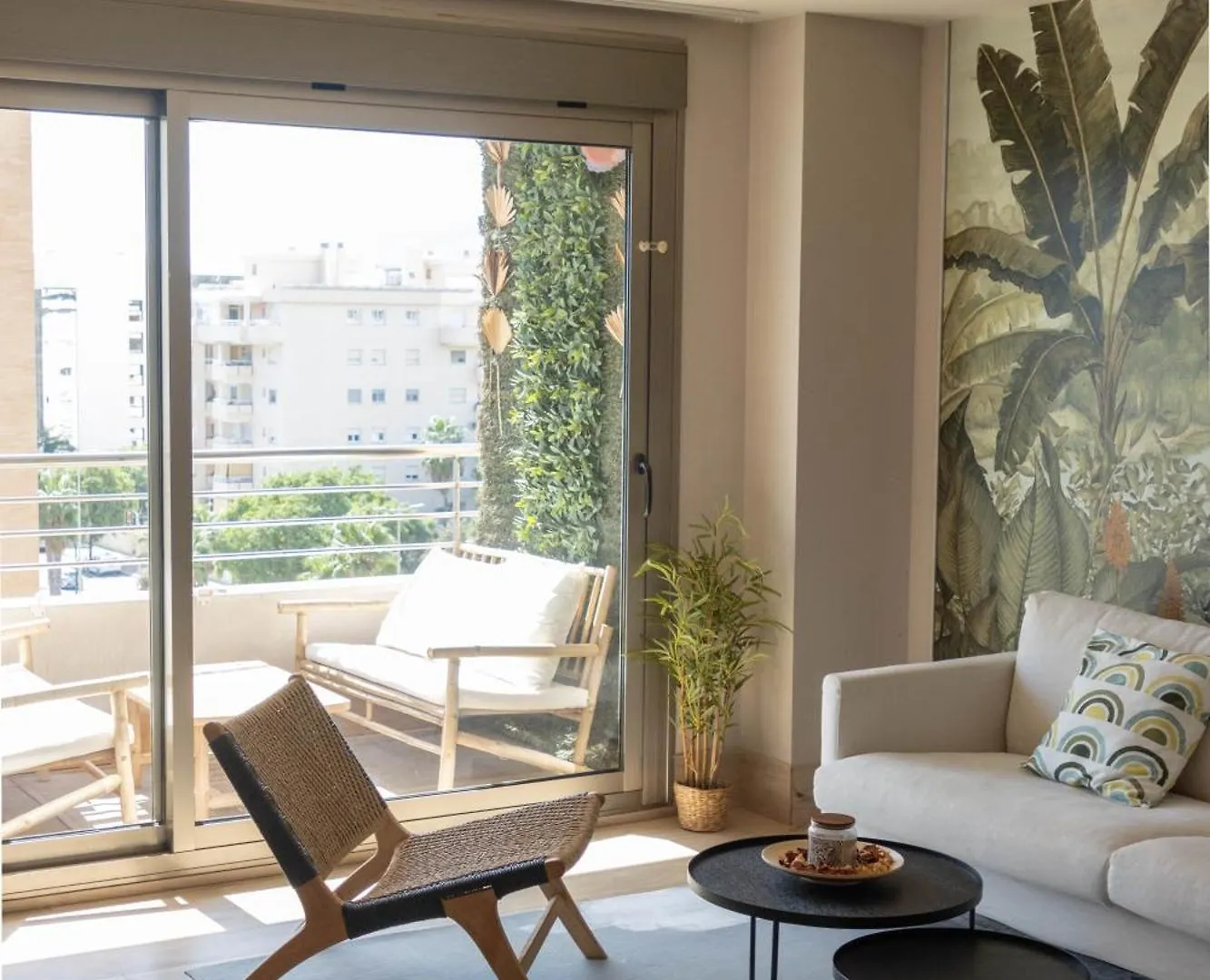Beachfront Oasis Malaga Apartment