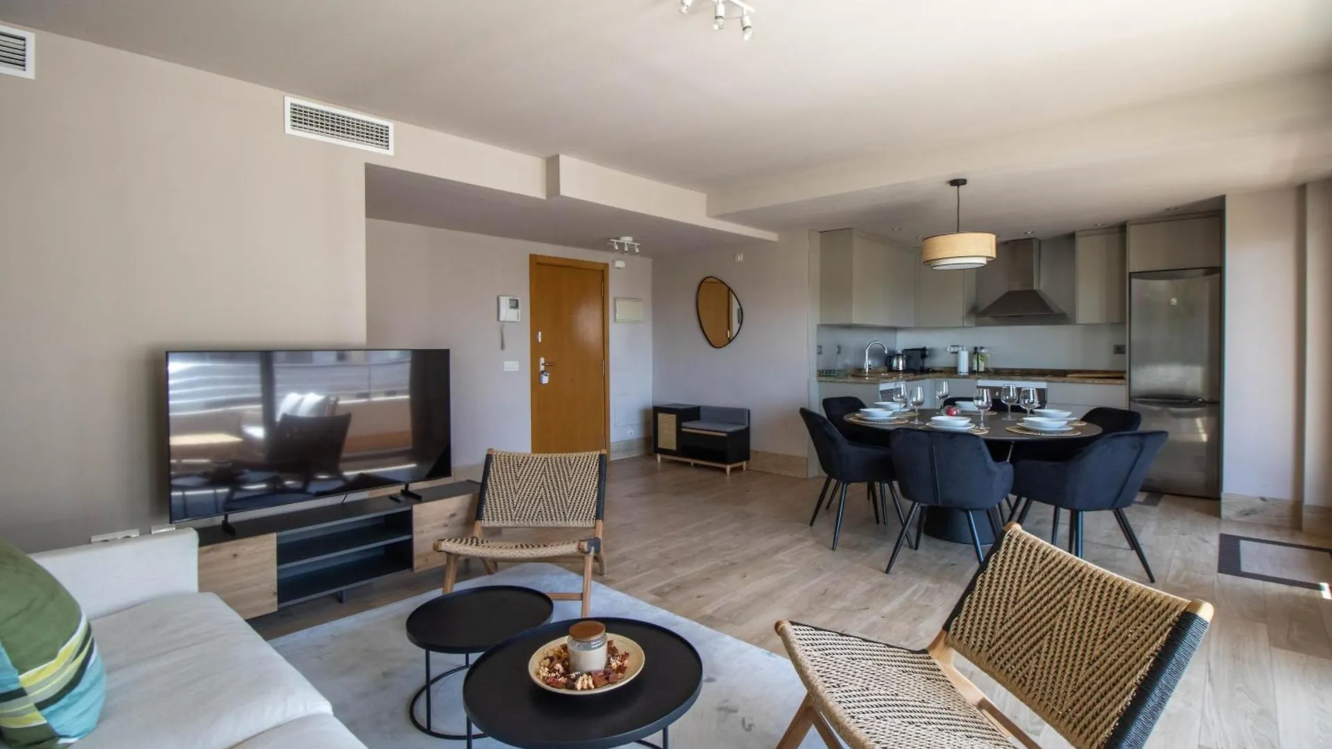 Beachfront Oasis Malaga